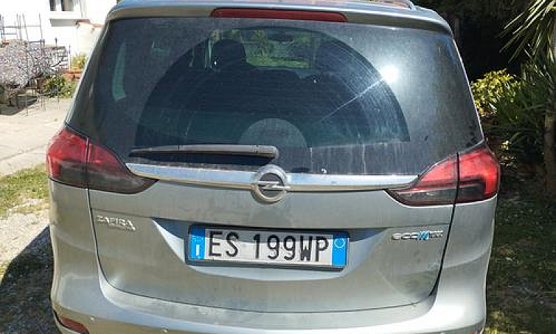 Opel Zafira - 2013...