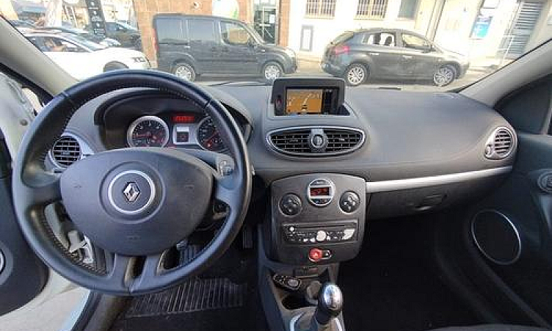 Renault Clio 1.5 Dci...