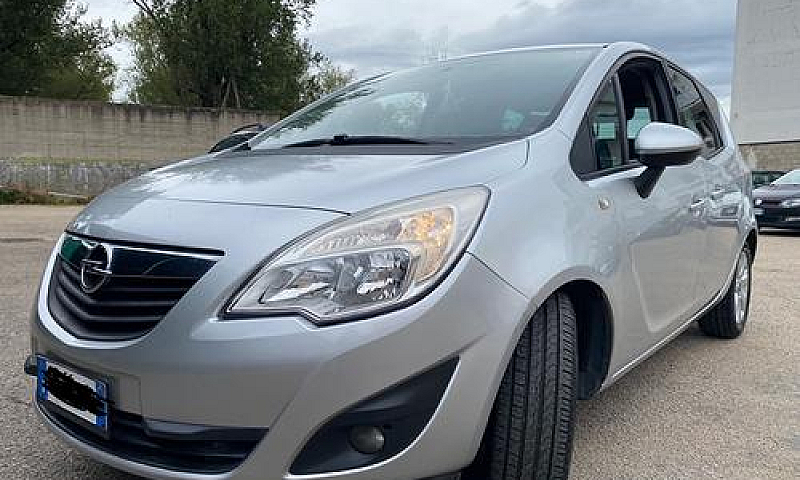 Opel Meriva 1.3 Mult...