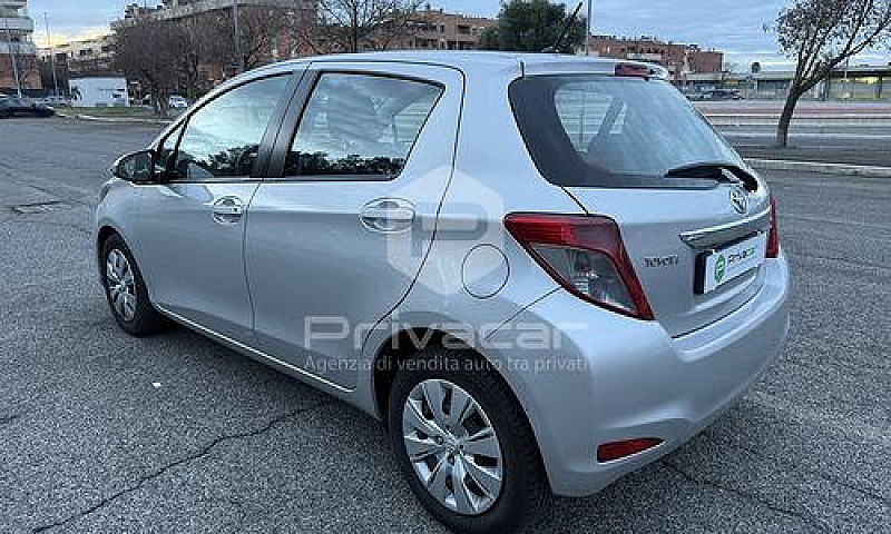 Toyota Yaris 1.4 D-4...