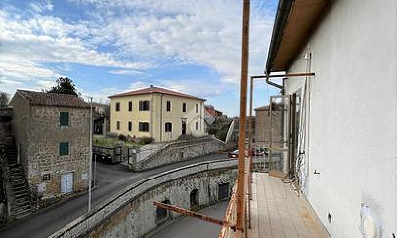 4 Locali A Farnese...