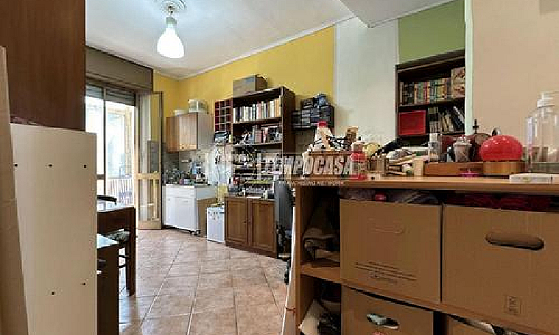 Bilocale In Buone Co...