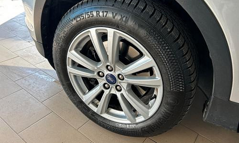 Ford Kuga 1.5 Tdci 1...