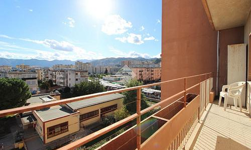 4 Locali A Palermo...