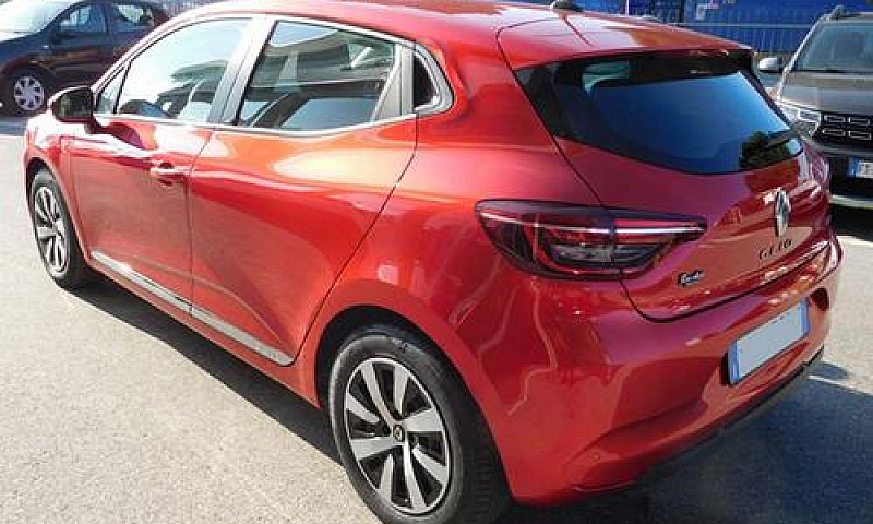 Renault Clio Hybrid ...