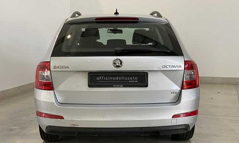 Skoda Octavia 1.6 Td...