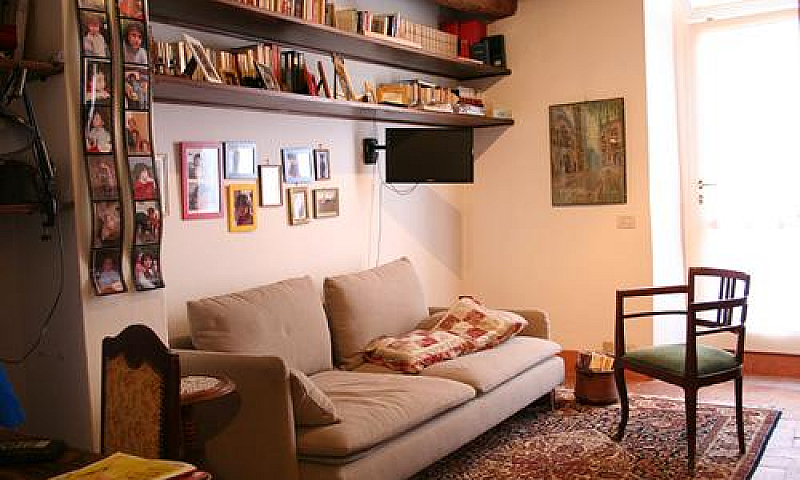 Casa Su Due Piani In...