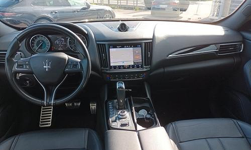 Maserati Levante Sup...