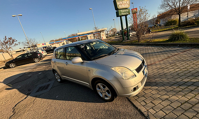 Suzuki Swift 1.3 Cc ...
