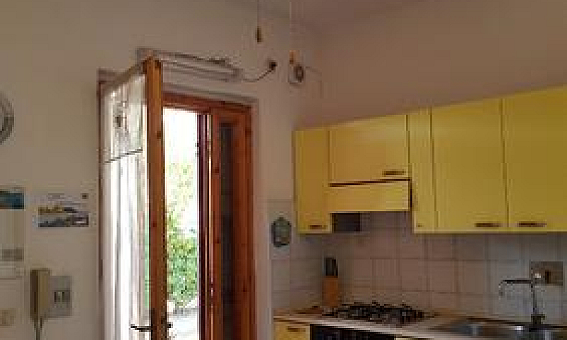 Appartamento Con Gia...