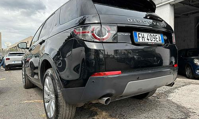 Land Rover Discovery...