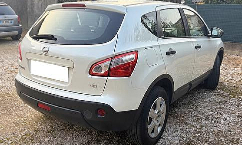 Nissan Qashqai 1.5 D...