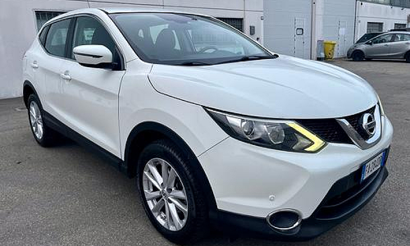 Nissan Qashqai 1.2Be...