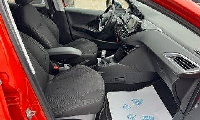Peugeot 208 Bluehdi ...