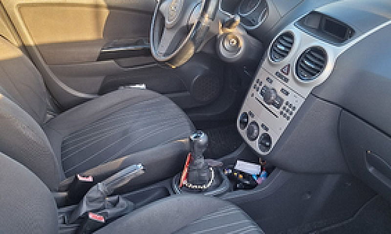 Opel Corsa 1.3 Jtd 2...