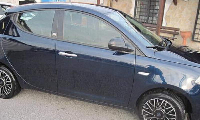 Lancia Ypsilon Ecoch...