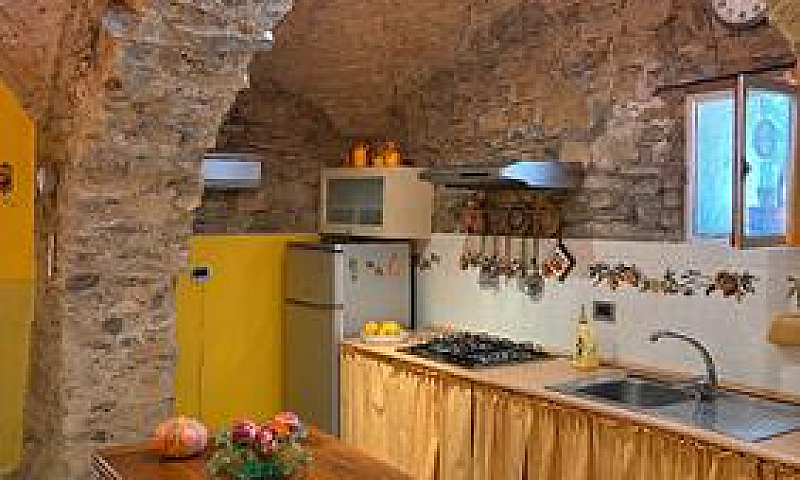 Appartamento A Monte...