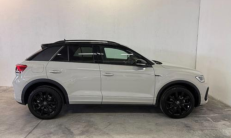 Volkswagen T-Roc 1.5...