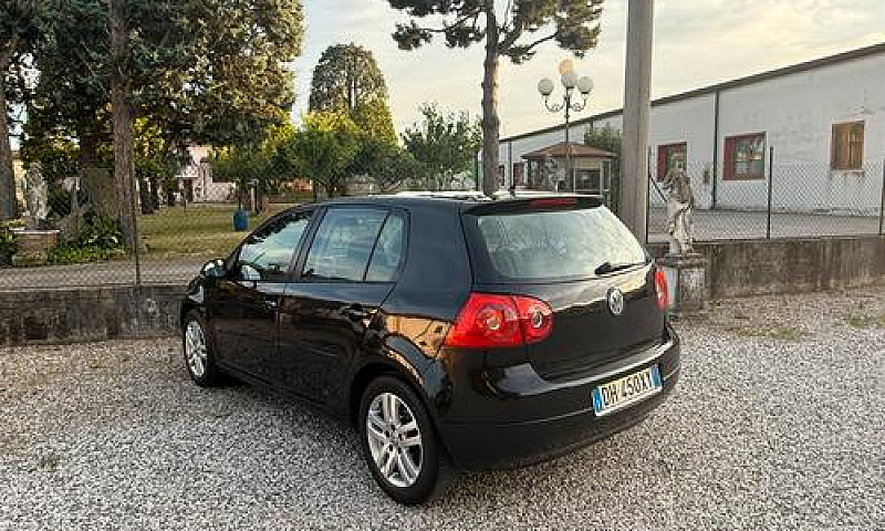 Golf 5 1.6 Benzina...
