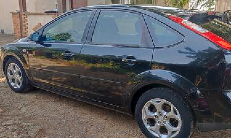 Ford Focus ...