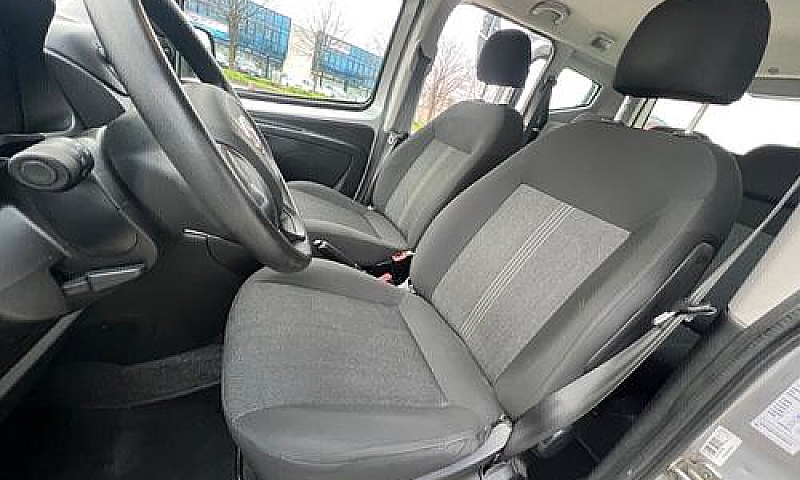 Fiat Qubo 1.3 Mjt 80...
