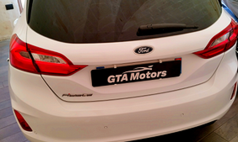 Ford Fiesta 1.1 85Cv...