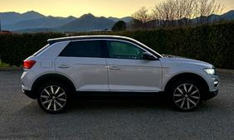 Volkswagen T-Roc 1.6...