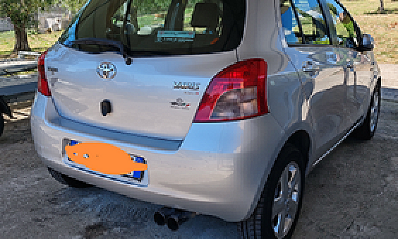 Yaris 1.4 D4D Navy...