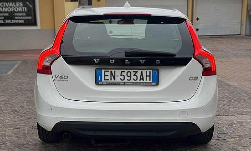 Volvo V60 D2 1.6 Pow...