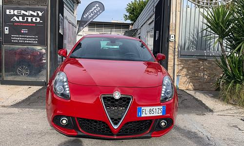 Alfa Romeo Giulietta...