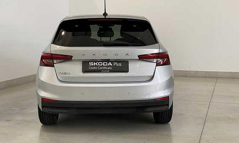 Skoda Fabia 1.0 Tsi ...