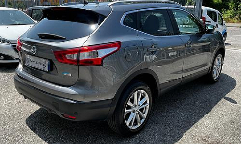Nissan Qashqai 1.5 D...