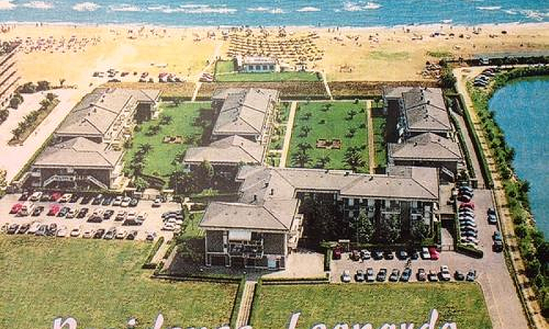 Fronte Mare In Resid...