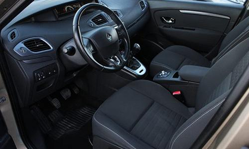 Renault Scenic Xmod ...