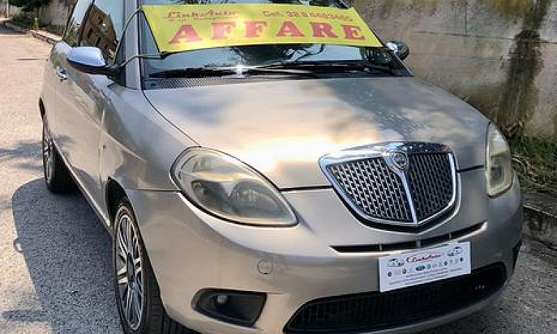Lancia Ypsilon 1.3 M...