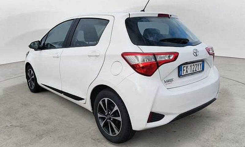 Toyota Yaris 1.0 72 ...