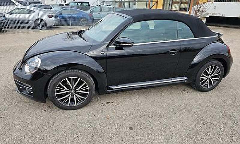 Volkswagen Maggiolin...