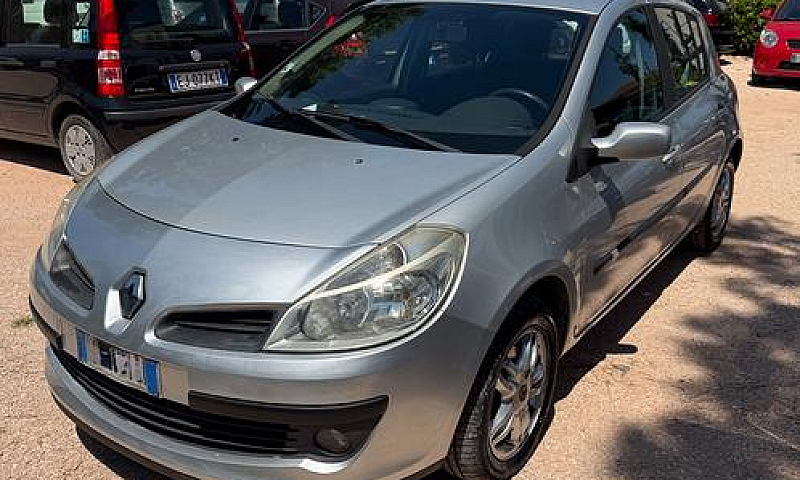 Renault Clio Storia ...
