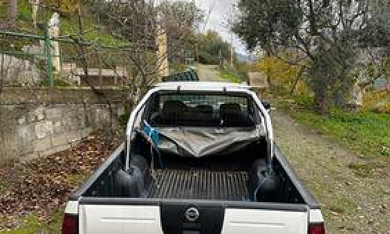 Nissan Np300 Pick Up...