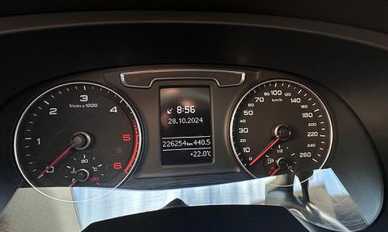 Audi Q3 - 2017...