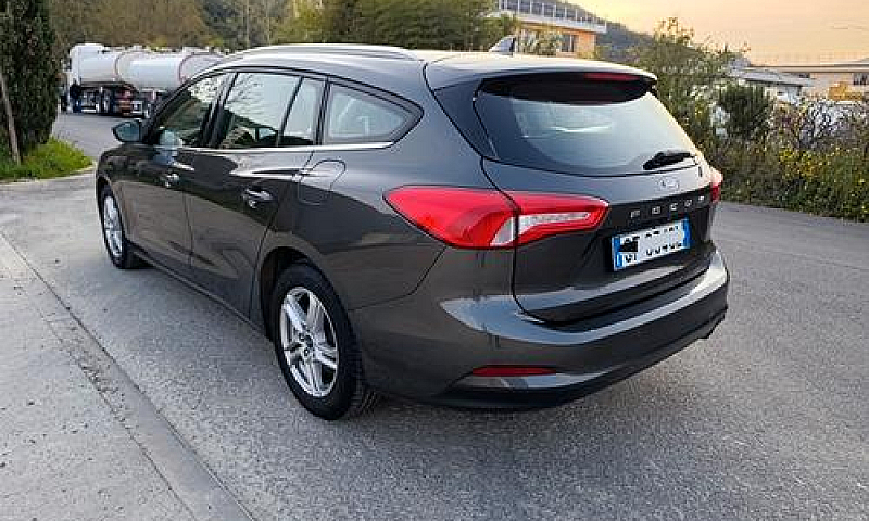 Ford Focus 1.5 Ecobl...