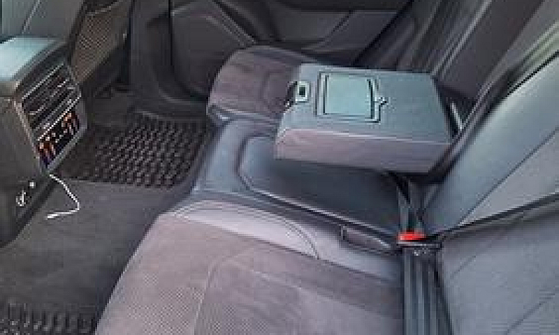 Audi Q8. 286Cv  Slin...
