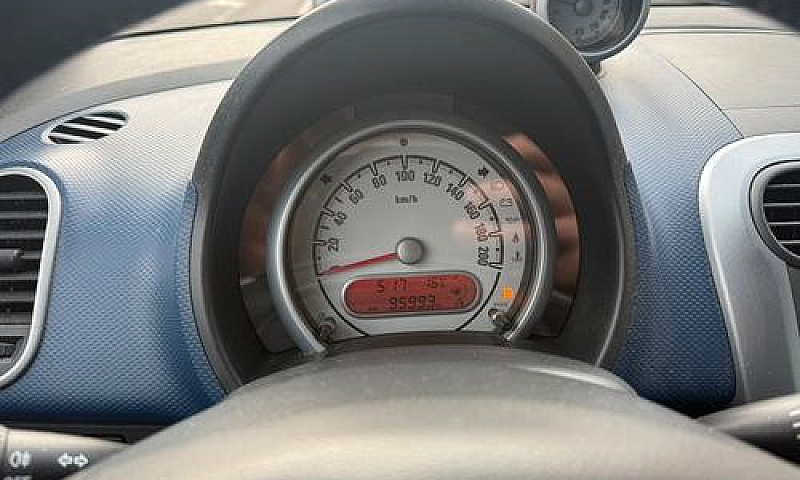 Opel Agila...