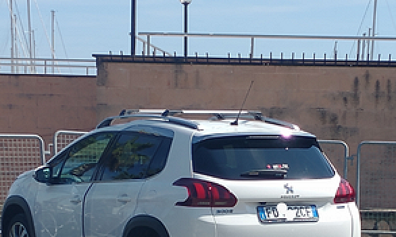Peugeot 2008 Allure ...