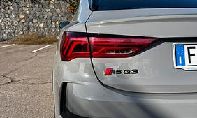 Audi Rs Q3 Sportback...