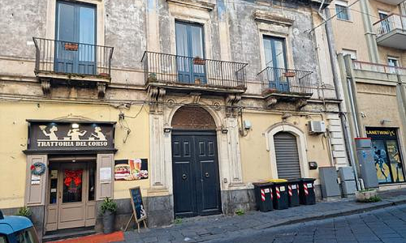 Giarre(Corso Italia)...