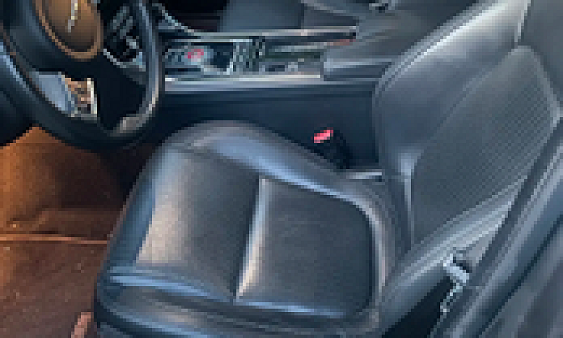 Jaguar Xe...