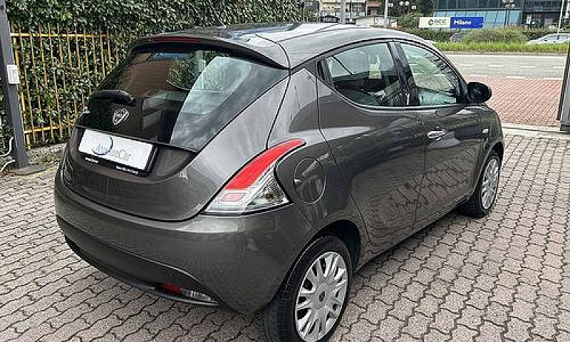 Lancia Ypsilon 1.2 S...