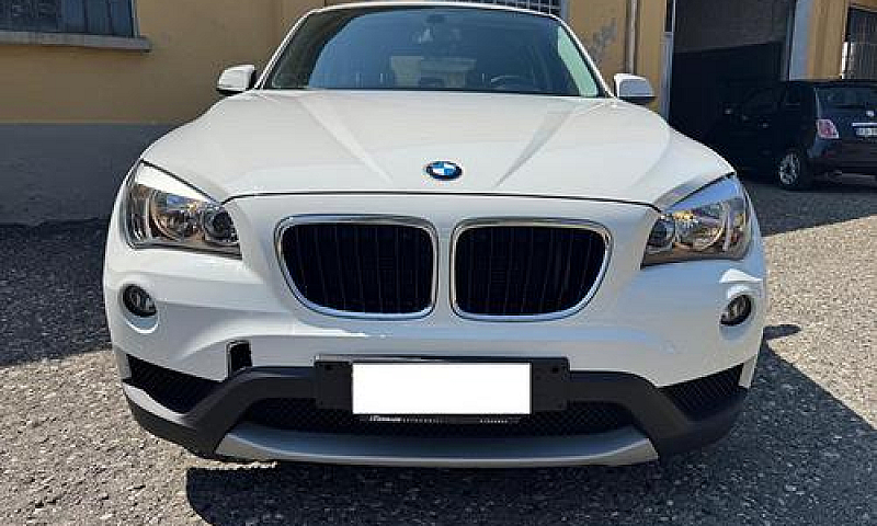 Bmw X1 Super Black F...
