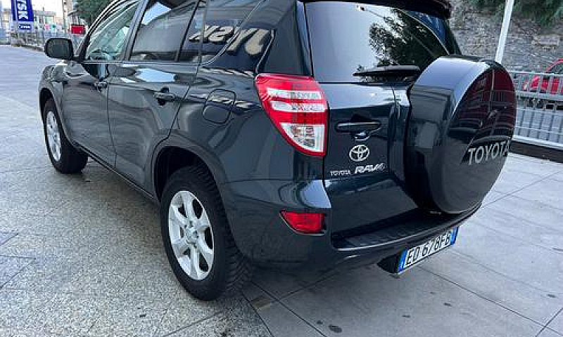 Toyota Rav 4 Crossov...